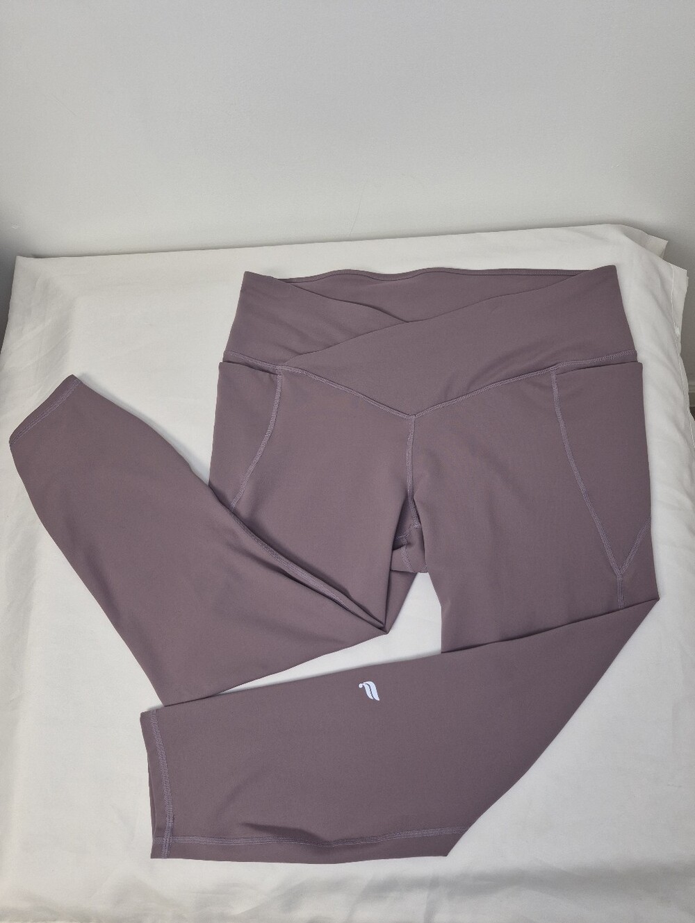 Fabletics Pure Luxe Mauve High-Rise Crossover Waist Leggings sz XL